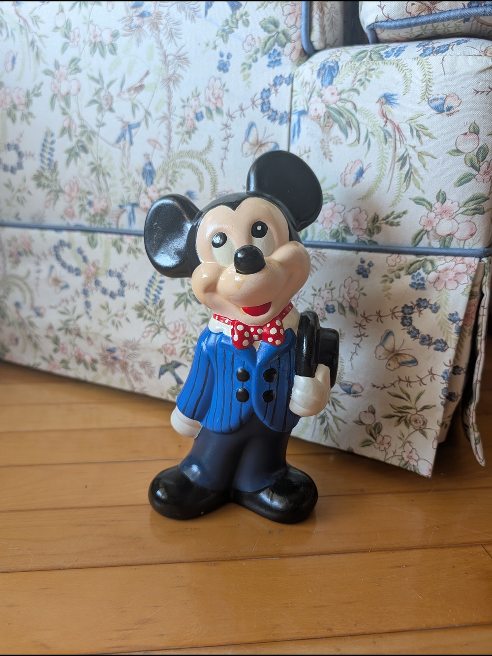 Vtg Mickey Mouse Figurine